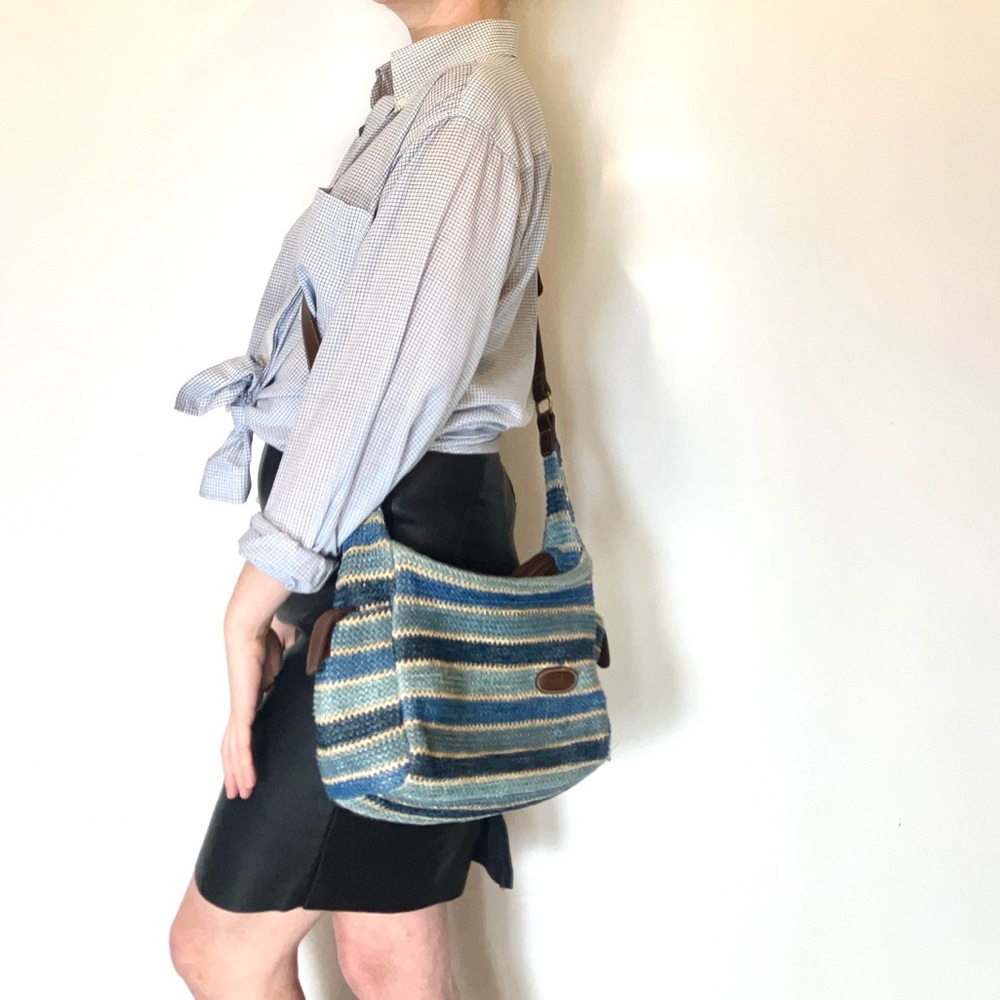 Vintage Marlo wicker blue and beige bag
